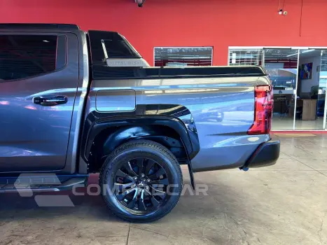 TRITON 2.4 BITURBO DIESEL CD KATANA 4X4 AUTOMÁTICO
