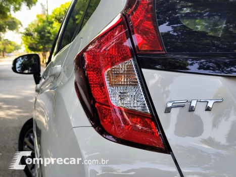 FIT 1.5 EX 16V FLEX 4P AUTOMÁTICO