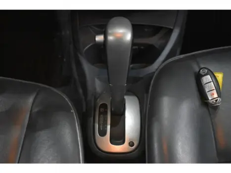 LIVINA - 1.8 SL 16V 4P AUTOMÁTICO