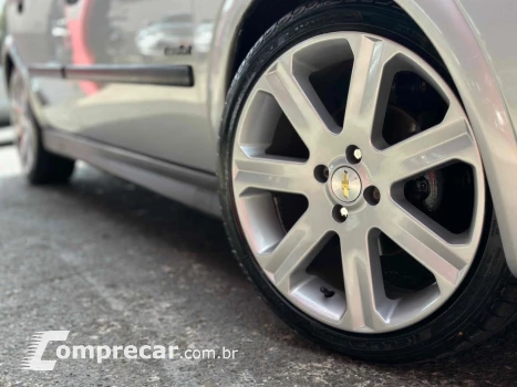 ASTRA 2.0 MPFI COMFORT SEDAN 8V FLEX 4P MANUAL