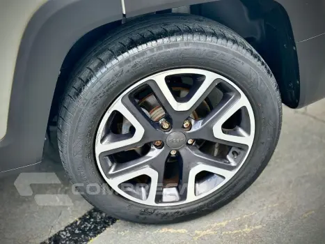 Renegade Longitude 1.8 4x2 Flex 16V Aut.