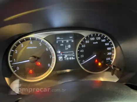 KICKS SV 1.6 16V FlexStar 5p Aut.