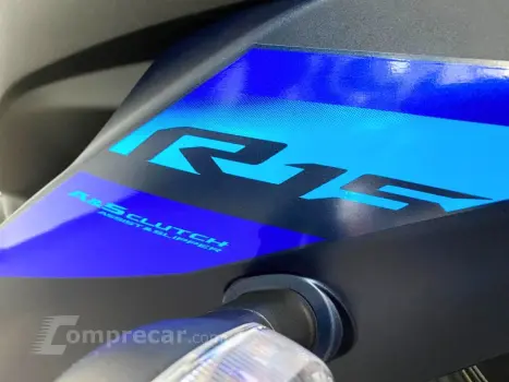 YAMAHA YZF R15 ABS
