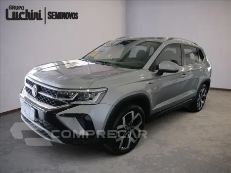 Volkswagen TAOS 1.4 250 TSI TOTAL FLEX HIGHLINE AUTOMÁTICO 4 portas