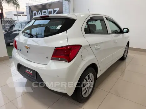 ONIX HATCH LT 1.0 8V FlexPower 5p Mec.