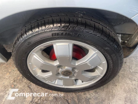 CELTA 1.0 MPFI Spirit 8V