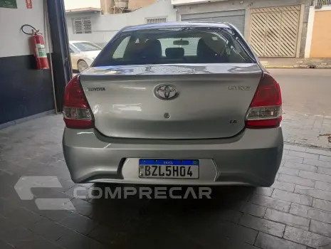 ETIOS 1.5 X Sedan 16V