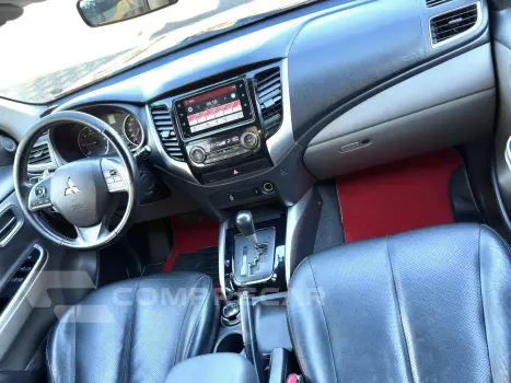 L200 TRITON 2.4 16V TURBO DIESEL SPORT HPE TOP CD 4P 4X4 AUT