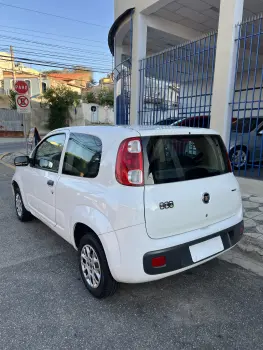Fiat UNO 1.0 EVO Vivace 8V 3 portas