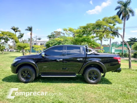 L200 TRITON 2.4 16V Turbo Sport HPE TOP CD 4X4