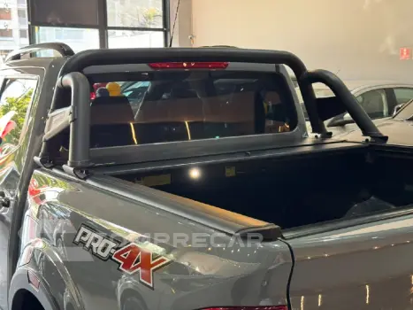 FRONTIER 2.3 16V TURBO DIESEL PRO4X CD 4X4 AUTOMÁTICO