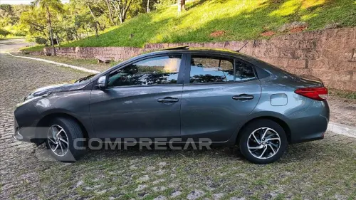 YARIS 1.5 16V FLEX SEDAN XLS CONNECT MULTIDRIVE