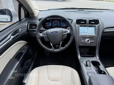 Fusion Titanium 2.0 145cv Aut. (Híbrido)