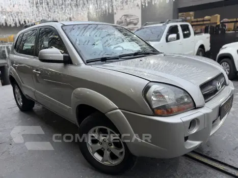 TUCSON 2.0 MPFI GL 16V 142CV 2WD GASOLINA 4P AUTOMÁTICO