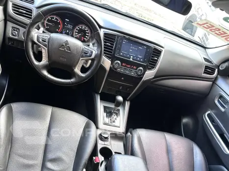 L200 TRITON 2.4 16V TURBO DIESEL SPORT HPE CD 4P 4X4 AUTOMÁT