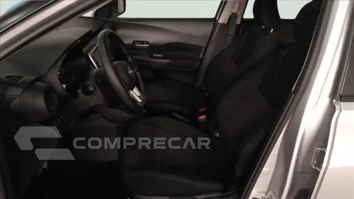 KICKS PLAY 1.6 16V FLEXSTART SENSE XTRONIC