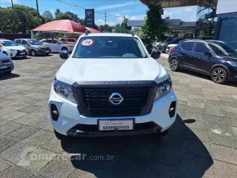 NISSAN FRONTIER 2.3 16V TURBO DIESEL ATTACK CD 4X4 AUTOM 4 portas