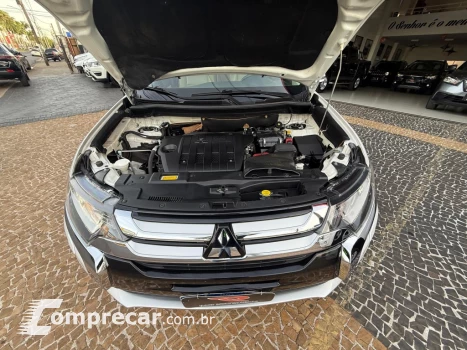 OUTLANDER 2.2 MIVEC DI-D DIESEL HPE-S AWD AUTOMÁTICO