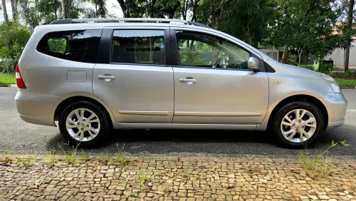 GRAND LIVINA 1.8 SL 16V