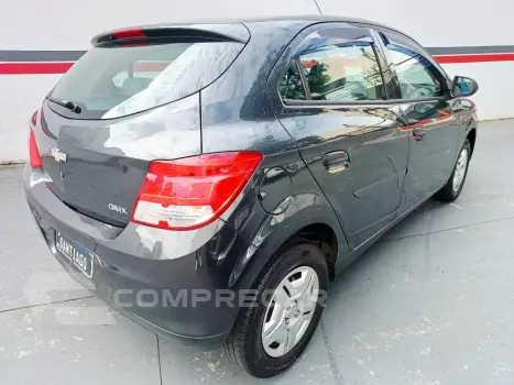 ONIX HATCH LS 1.0 8V FlexPower 5p Mec.