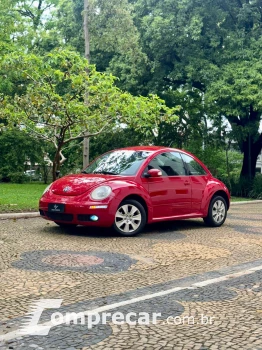 Volkswagen NEW BEETLE 2.0 MI 8V 4 portas