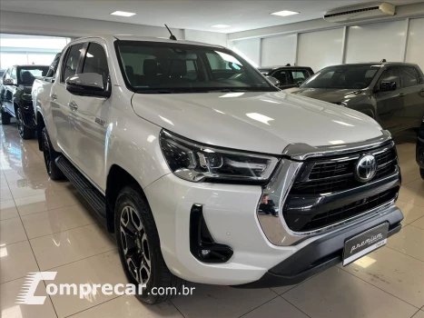 HILUX 2.8 D-4D TURBO DIESEL CD SRX 4X4 AUTOMÁTICO