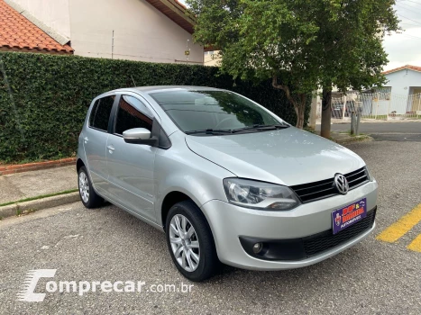 Volkswagen FOX 1.6 MI 8V 4 portas