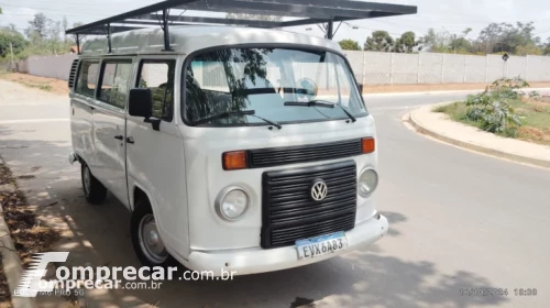 Volkswagen KOMBI 1.4 MI STD Lotação 8V 3 portas