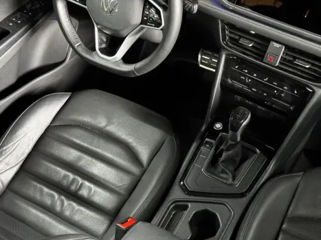 TAOS 1.4 250 TSI TOTAL FLEX HIGHLINE AUTOMÁTICO