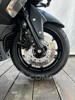 YAMAHA NMAX CONNECTED 160 ABS