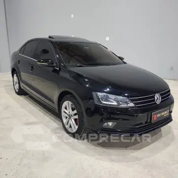 Volkswagen JETTA HL AD 4 portas