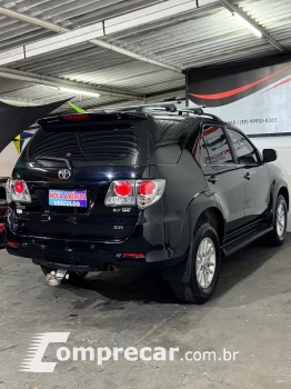 Hilux SW4 SR 4x2 2.7/ 2.7 Flex 16V Aut.