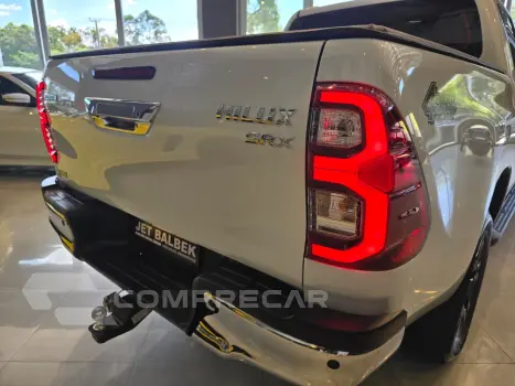 HILUX 2.8 D-4D TURBO DIESEL CD SRX 4X4 AUTOMÁTICO