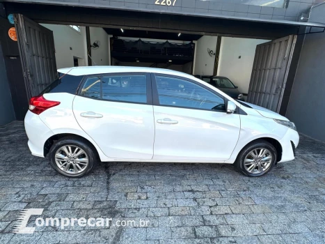 YARIS XL Plus Con. 1.5 Flex 16V 5p Aut.