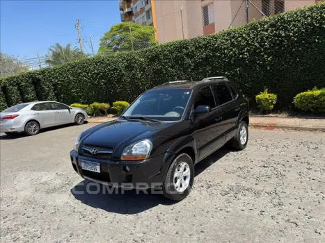 Hyundai TUCSON 2.0 MPFI GLS 16V 143cv 2WD 4 portas