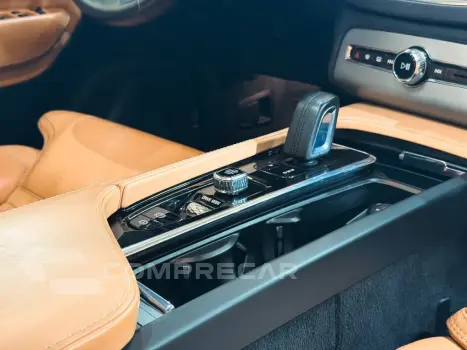 XC90 2.0 T8 HYBRID MOMENTUM AWD GEARTRONIC