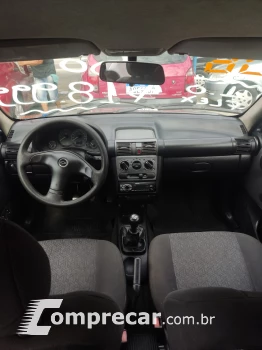 CORSA 1.0 MPFI Classic Sedan Life 8V