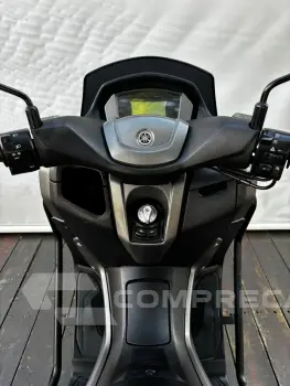 YAMAHA NMAX CONNECTED 160 ABS