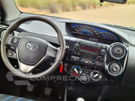 ETIOS 1.5 XS 16V FLEX 4P MANUAL