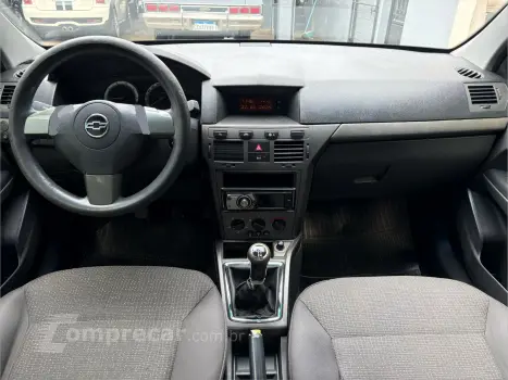 VECTRA 2.0 MPFI Expression 8V