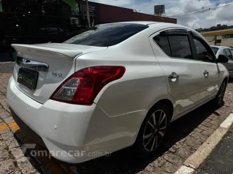 VERSA SL 1.6 16V FlexStart 4p Aut.