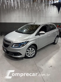 CHEVROLET ONIX 1.4 MPFI LT 8V FLEX 4P MANUAL 4 portas
