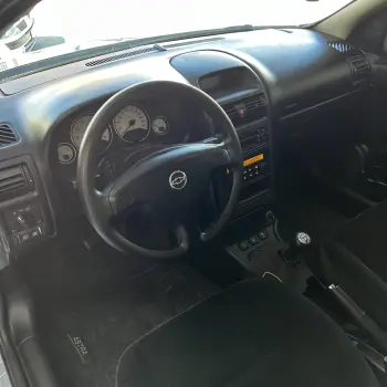 Astra Sed. Advant. 2.0 8V MPFI FlexP. 4p