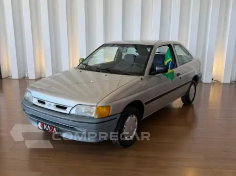 FORD ESCORT - 1.6 GL 8V 2P MANUAL 2 portas