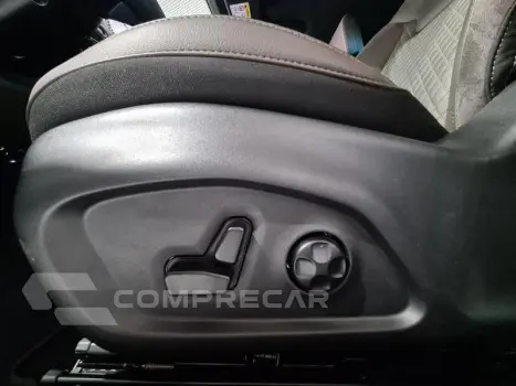 COMMANDER OVERLAND T270 1.3 TB FLEX AUT