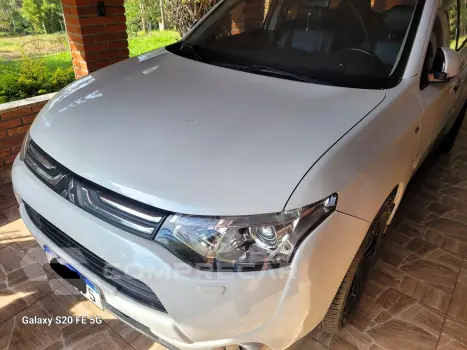 OUTLANDER 3.0 GT 4X4 V6 24V