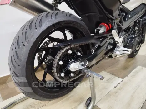 F 800 R ABS