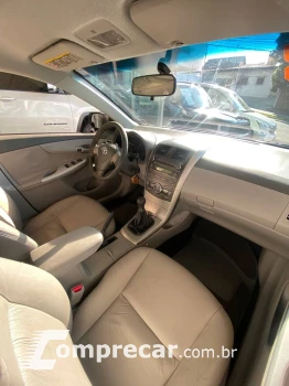 Toyota Corolla GLi 1.8 Flex 16V Mec. 4 portas