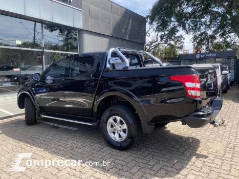 L200 TRITON 2.4 16V Turbo Sport GLS CD 4X4