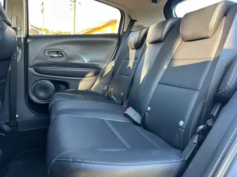 HR-V